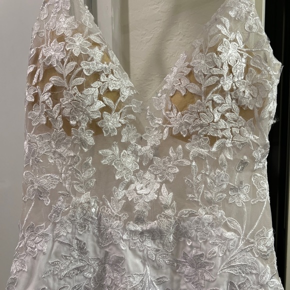 Mermaid Wedding Dress - Picture 3 of 7